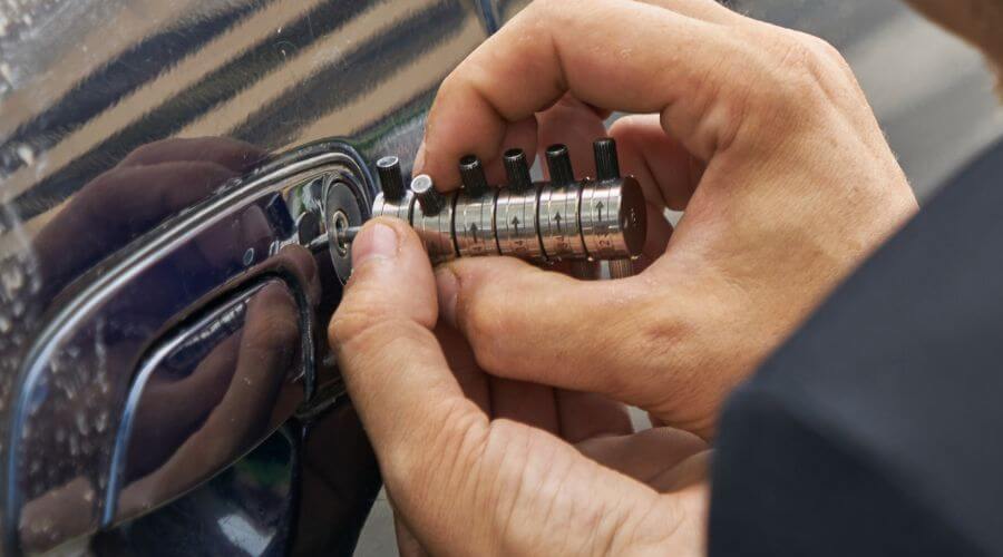 Expert Emergency Roof Repairs services in Malone, WA